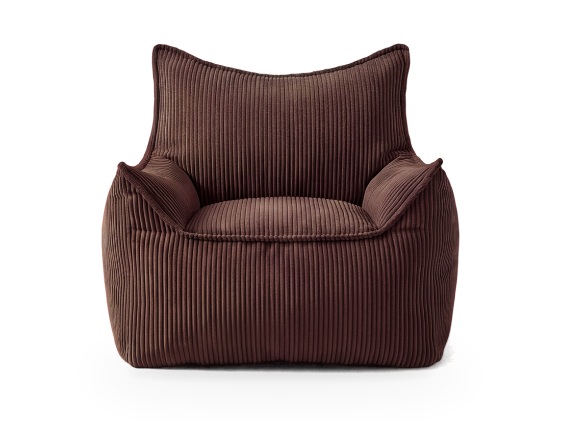 Pouf fauteuil en velours côtelé marron chocolat vu de face, dossier et accoudoirs à oreilles