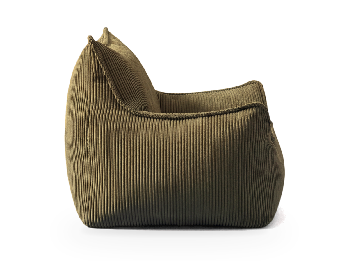 Pouf fauteuil en velours côtelé vert olive vu de profil